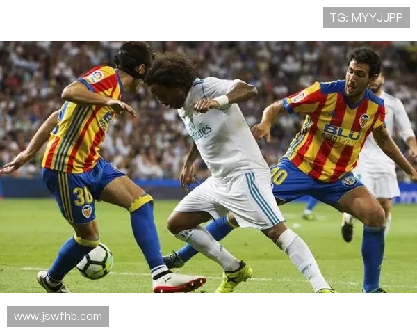 瓦伦西亚定位球技术分析：战术创新为球队带来竞争力提升