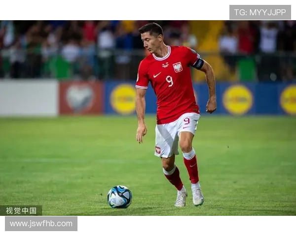 欧洲杯预选赛莱万帽子