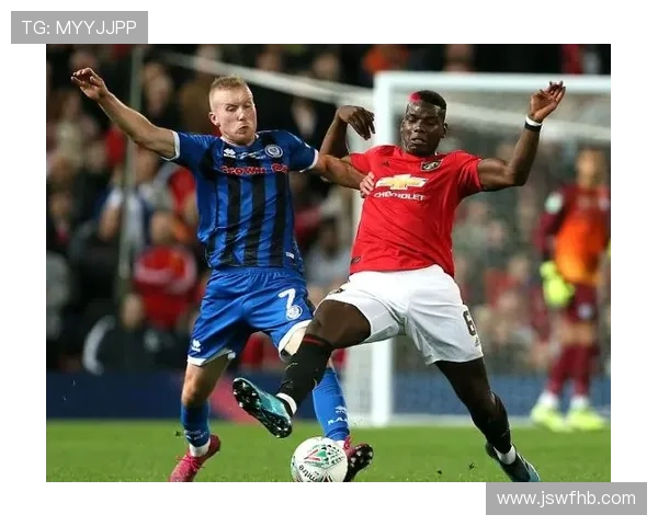 保罗·库克执教英甲球队，近期状态回暖备受关注