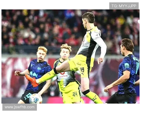 多特蒙德越踢越快，进攻速度提升背景下层次缺失，阶段性表现受限