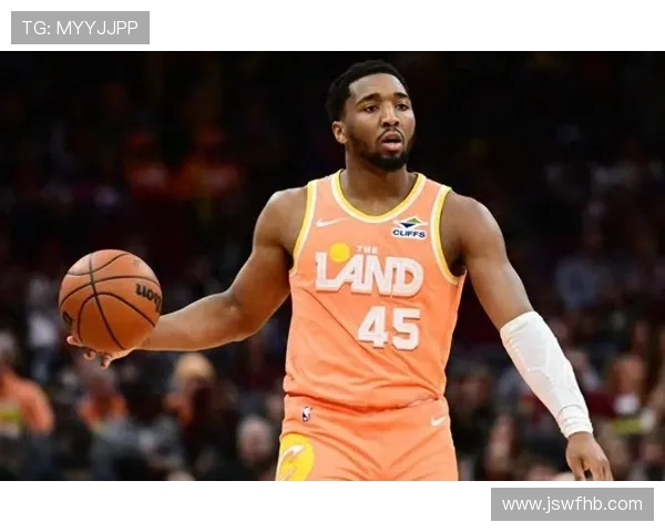 米切尔突破次数显著提升拉开与利拉德关键时刻得分差距